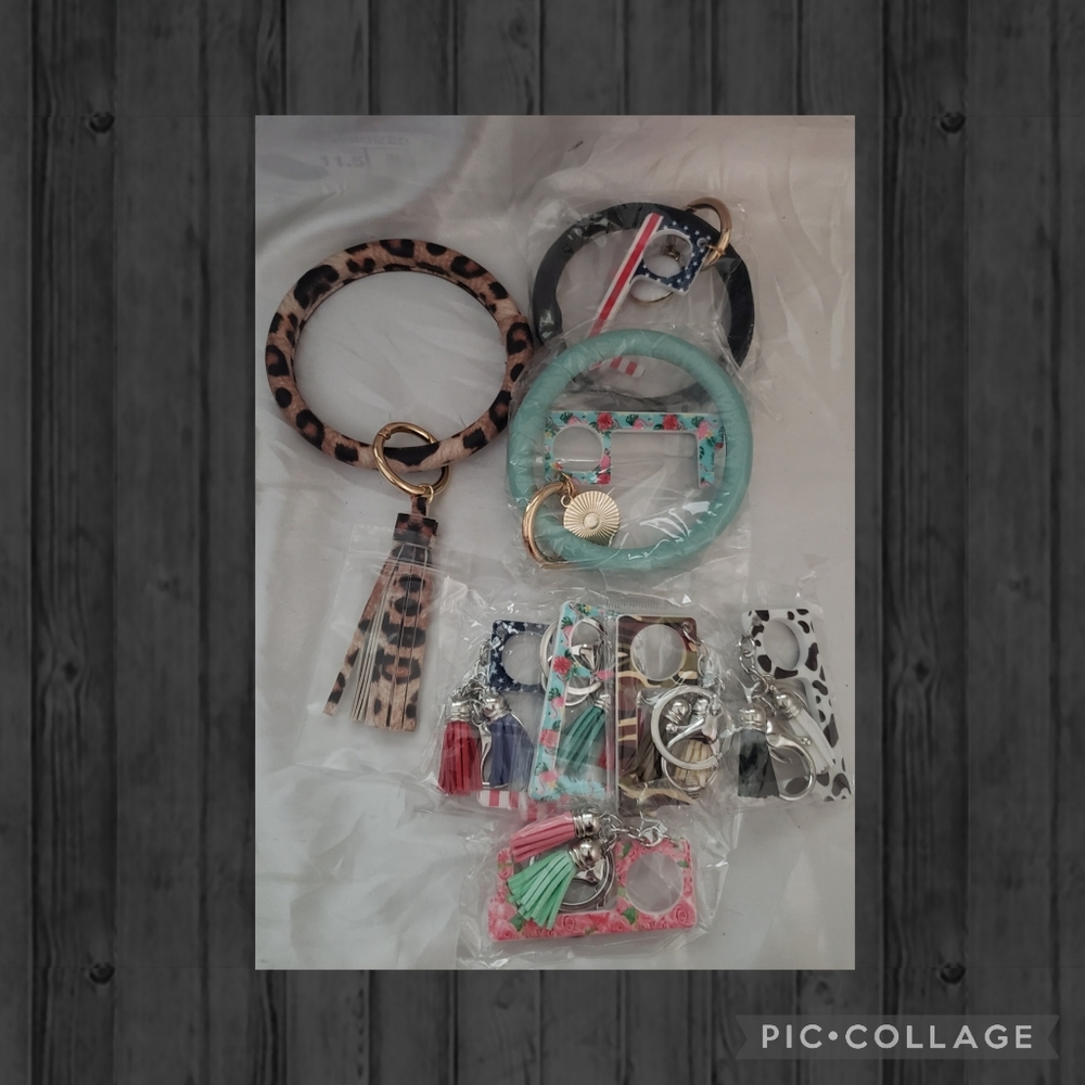 Wristlet Keychain Bangle Keyring Circle Key Ring Leather Tassel Bracelet Fashion